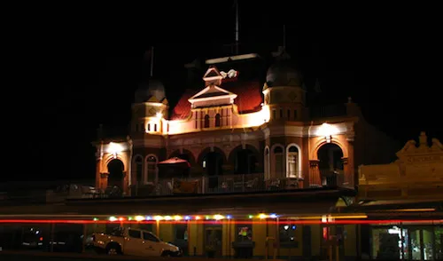 A photo of a Kalgoorlie hotel