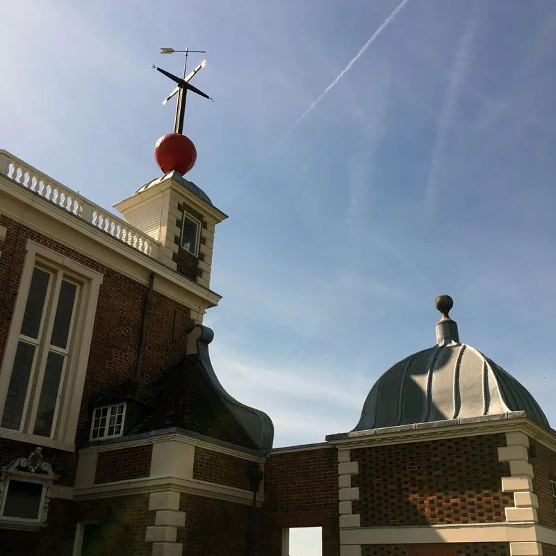 A picture of the timeball on top of the Royal Observatory, Greenwich